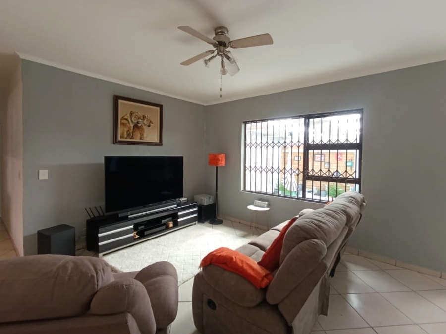 3 Bedroom Property for Sale in New Redruth Gauteng