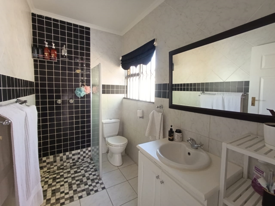 3 Bedroom Property for Sale in New Redruth Gauteng