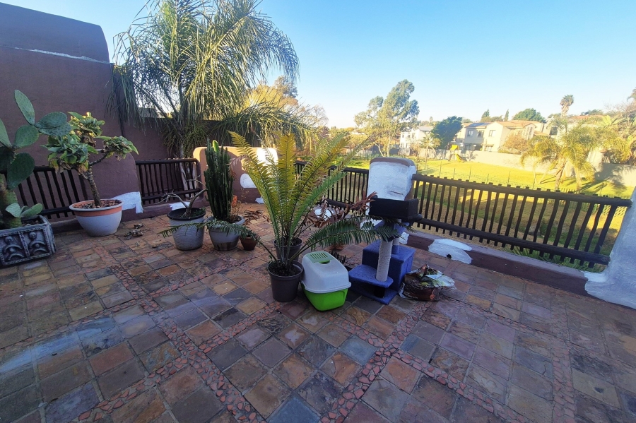 To Let 2 Bedroom Property for Rent in North Riding Gauteng