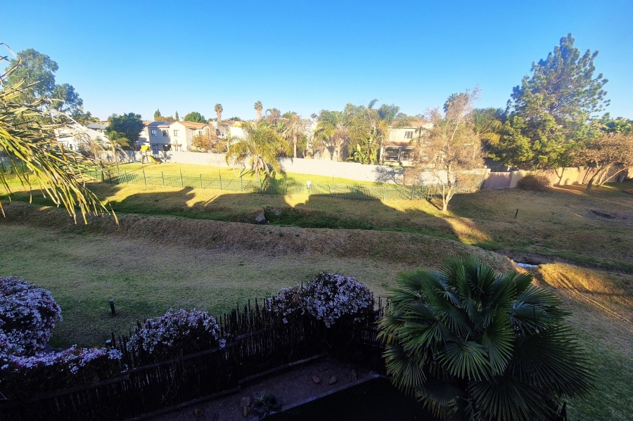 To Let 2 Bedroom Property for Rent in North Riding Gauteng