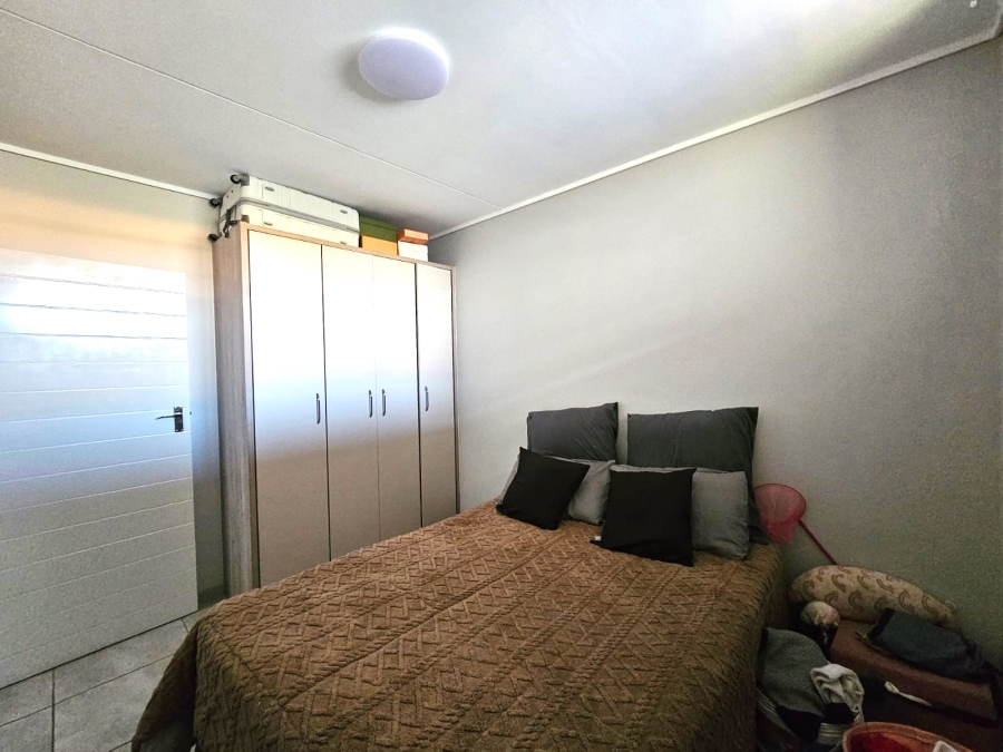 2 Bedroom Property for Sale in Amberfield Gauteng