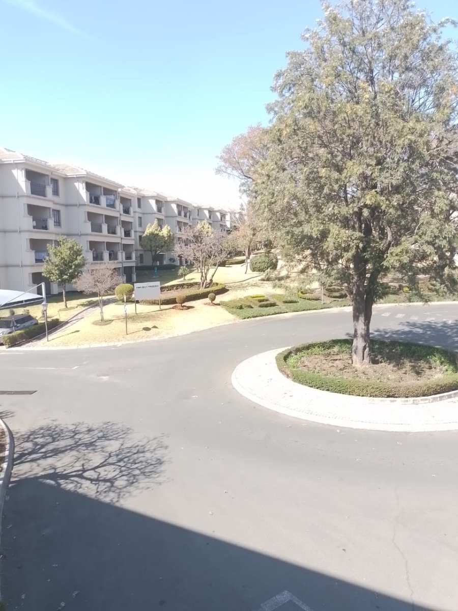 To Let 2 Bedroom Property for Rent in Noordwyk Gauteng