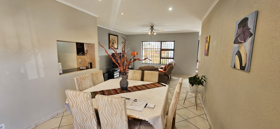 3 Bedroom Property for Sale in New Redruth Gauteng