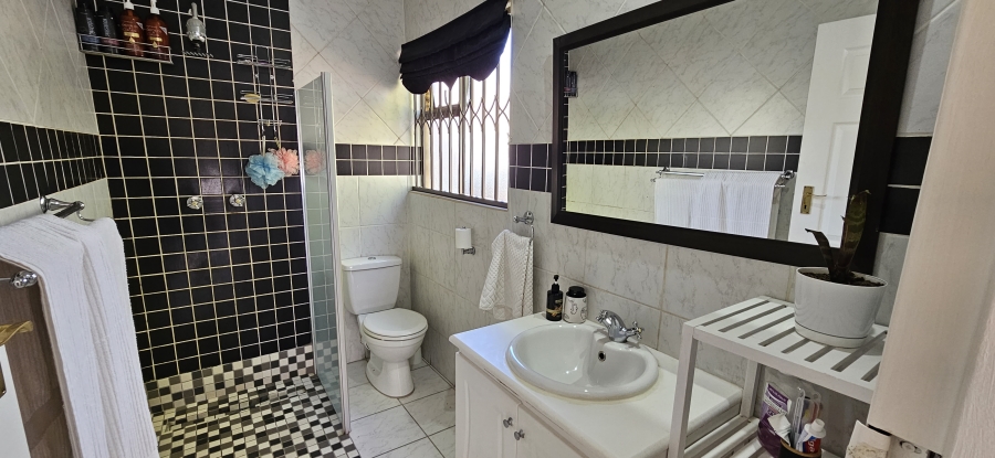 3 Bedroom Property for Sale in New Redruth Gauteng