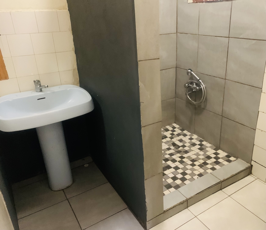 12 Bedroom Property for Sale in Bellevue Gauteng