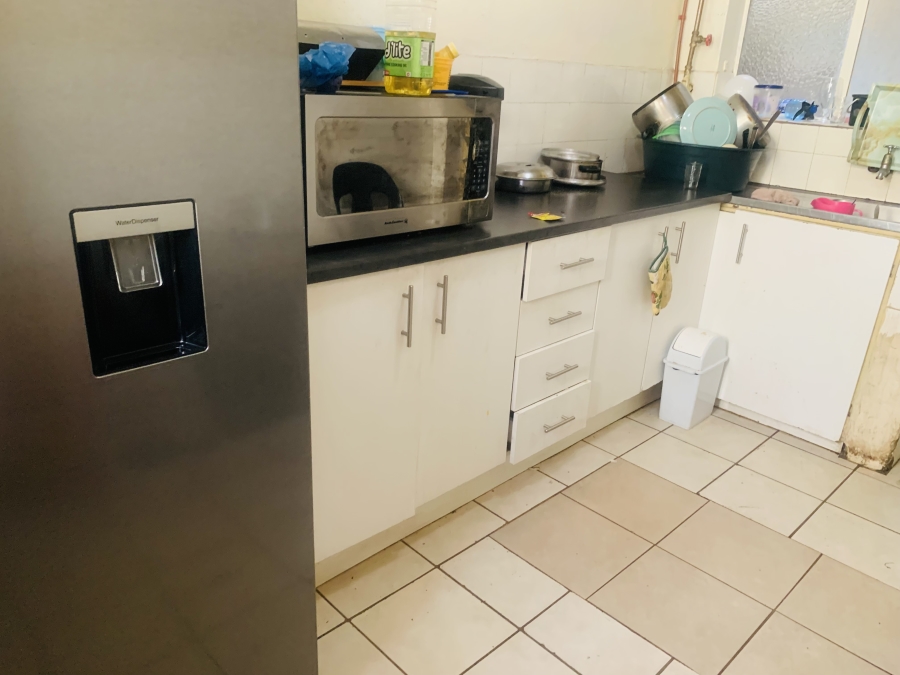 12 Bedroom Property for Sale in Bellevue Gauteng