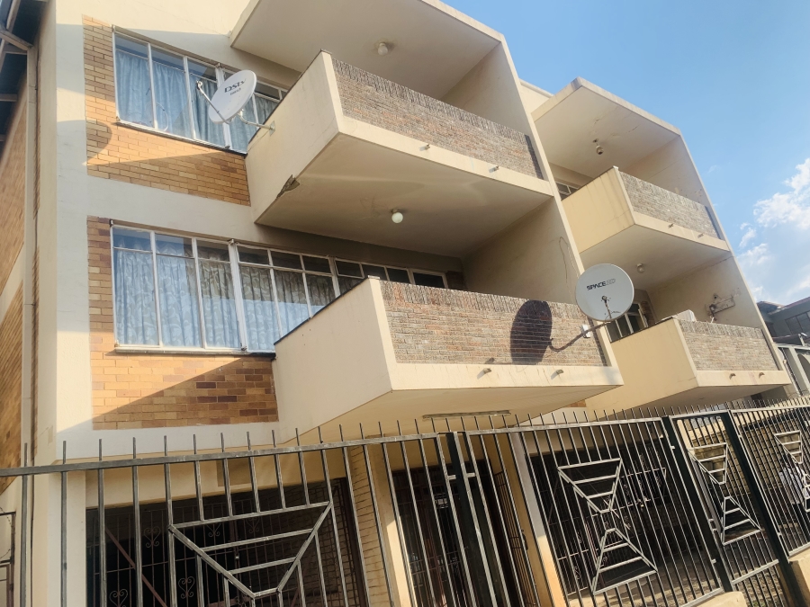 12 Bedroom Property for Sale in Bellevue Gauteng