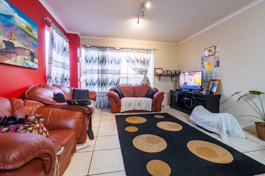 2 Bedroom Property for Sale in Weltevreden Park Gauteng