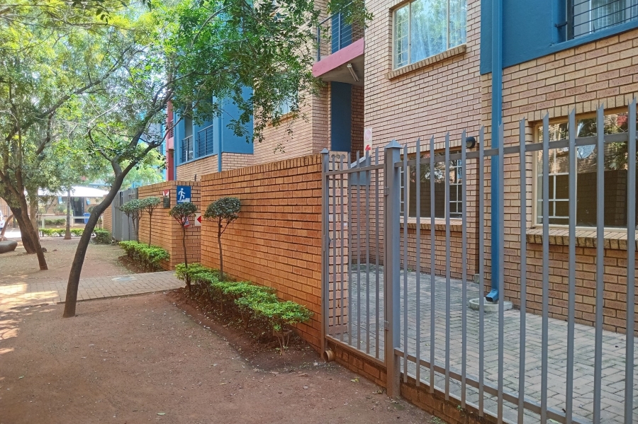 2 Bedroom Property for Sale in Riviera Gauteng