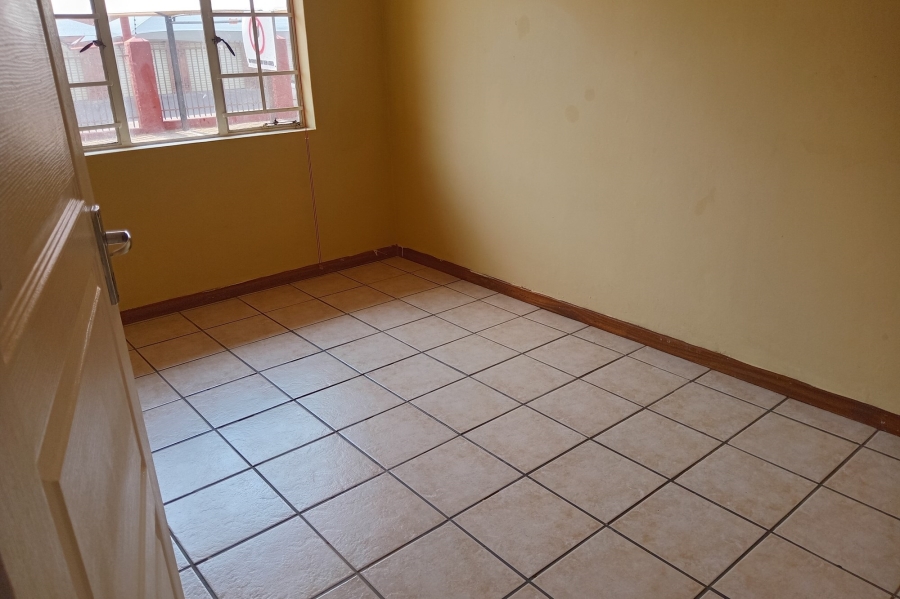 2 Bedroom Property for Sale in Riviera Gauteng