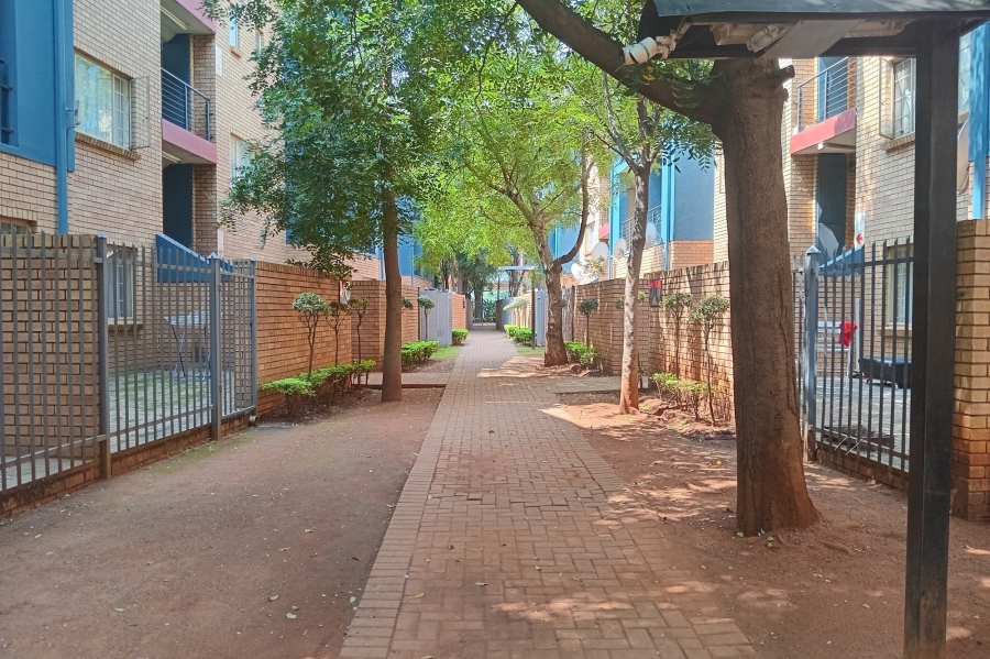2 Bedroom Property for Sale in Riviera Gauteng