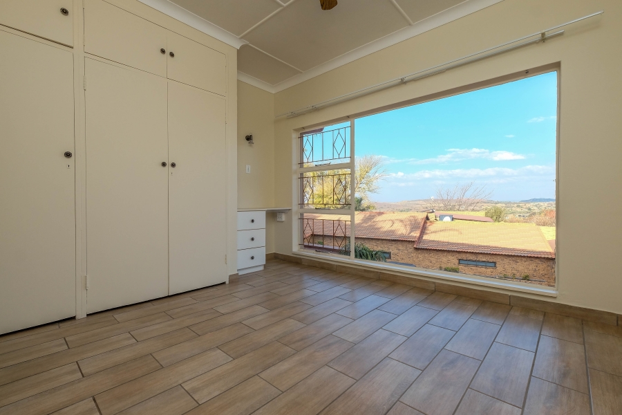 To Let 5 Bedroom Property for Rent in Chancliff Ridge Gauteng