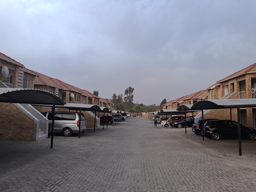 2 Bedroom Property for Sale in Rynfield Gauteng