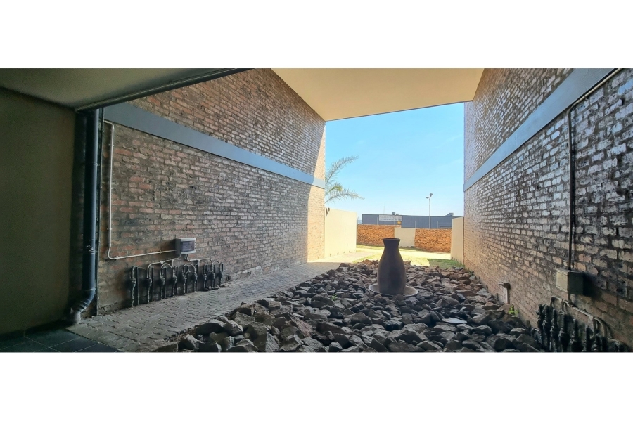2 Bedroom Property for Sale in Solheim Gauteng