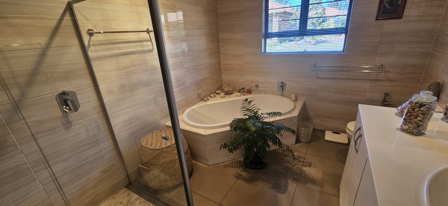 3 Bedroom Property for Sale in New Market Gauteng