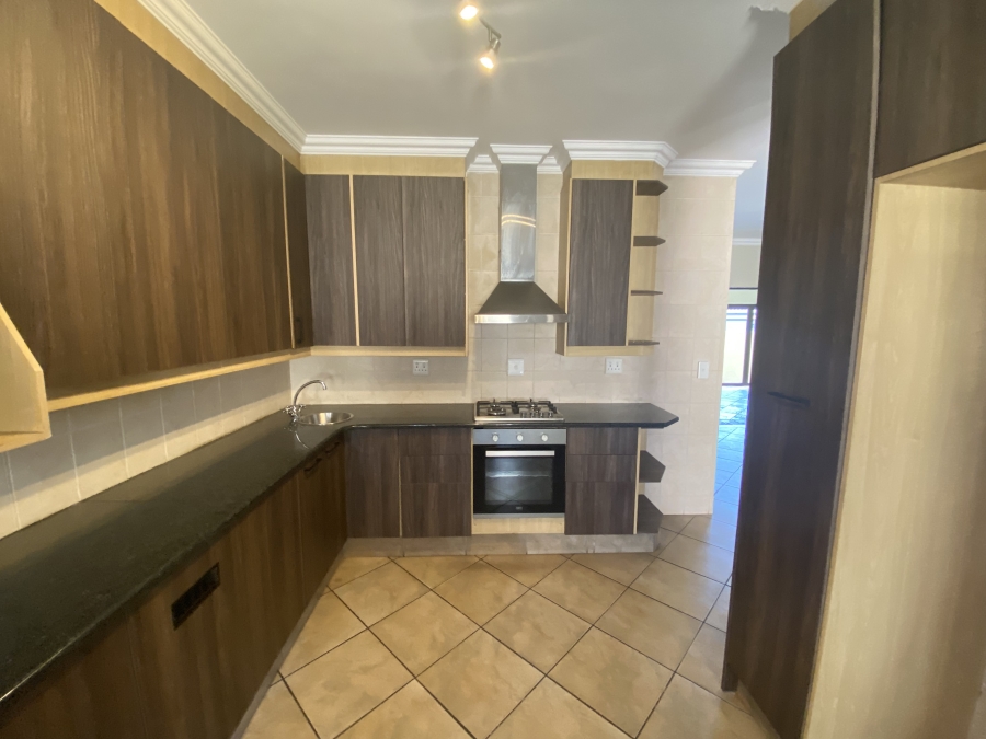 3 Bedroom Property for Sale in Glen Erasmia Gauteng