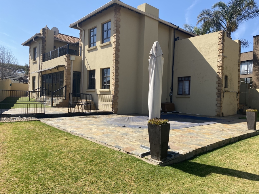 3 Bedroom Property for Sale in Glen Erasmia Gauteng