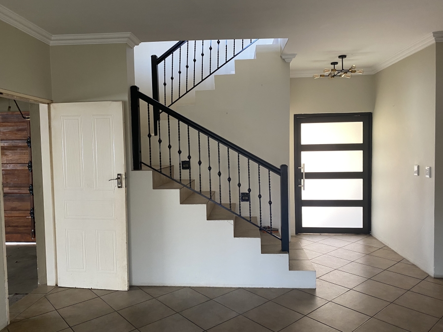 3 Bedroom Property for Sale in Glen Erasmia Gauteng