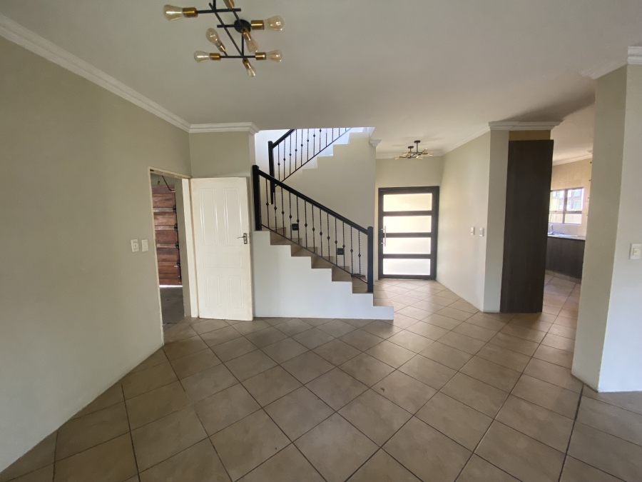 3 Bedroom Property for Sale in Glen Erasmia Gauteng