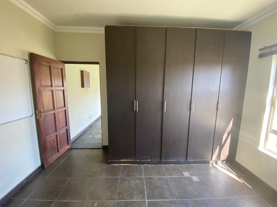 3 Bedroom Property for Sale in Glen Erasmia Gauteng