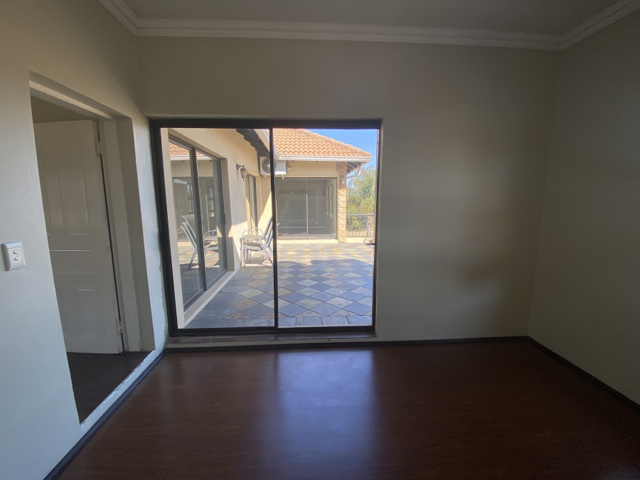 3 Bedroom Property for Sale in Glen Erasmia Gauteng