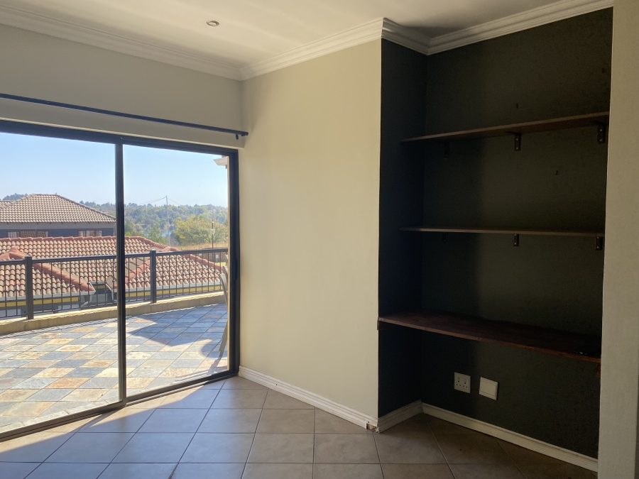 3 Bedroom Property for Sale in Glen Erasmia Gauteng