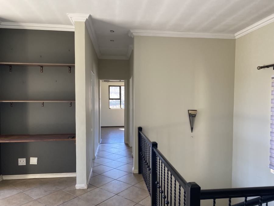 3 Bedroom Property for Sale in Glen Erasmia Gauteng