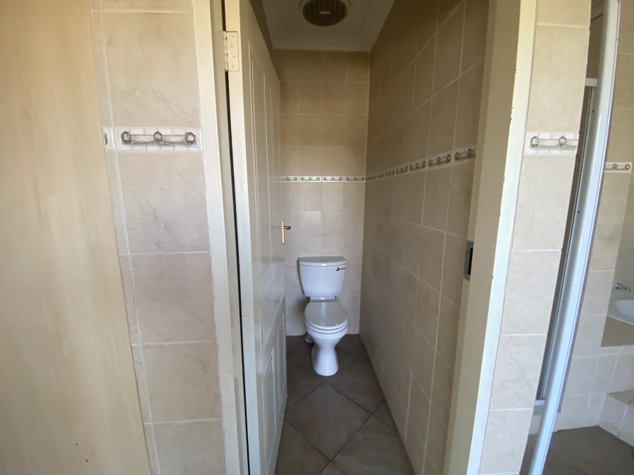 3 Bedroom Property for Sale in Glen Erasmia Gauteng