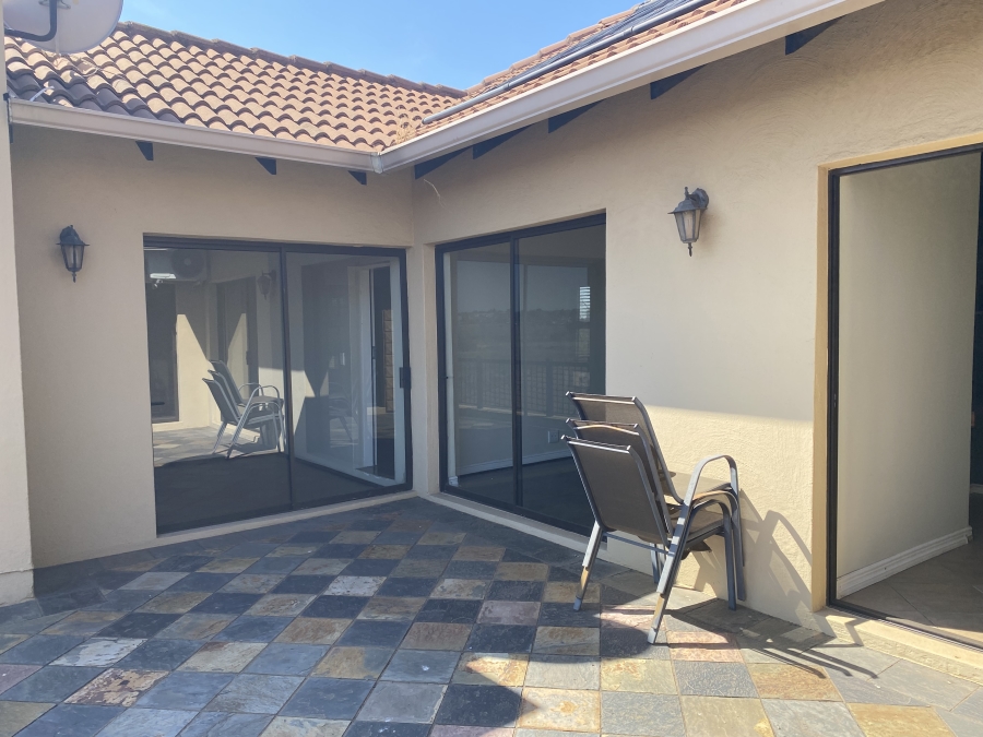 3 Bedroom Property for Sale in Glen Erasmia Gauteng