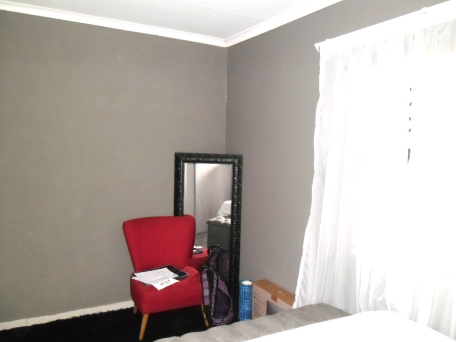 2 Bedroom Property for Sale in Windmill Park Gauteng