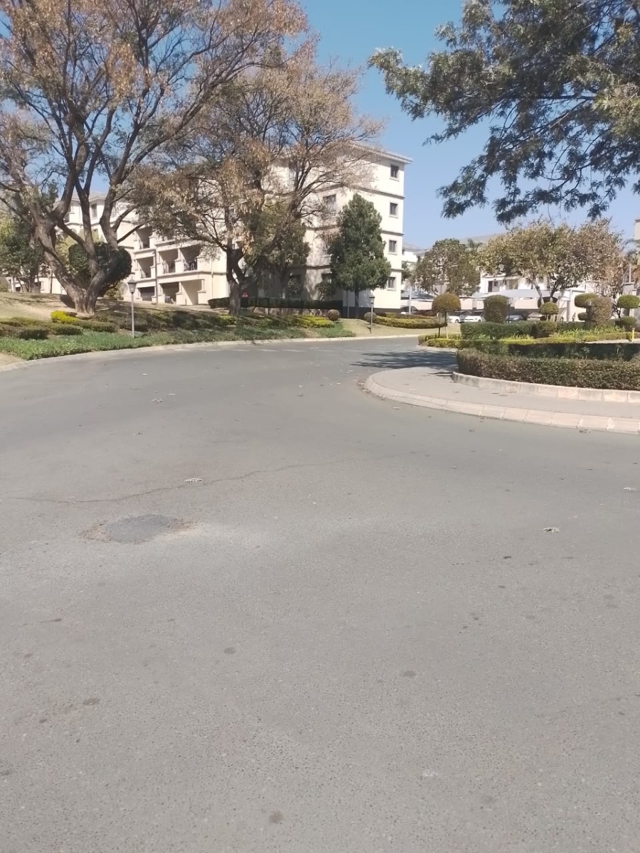 2 Bedroom Property for Sale in Noordwyk Gauteng