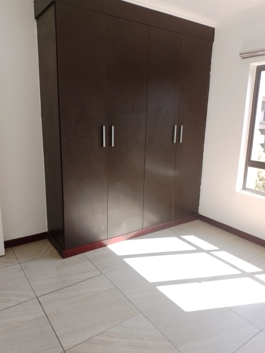 2 Bedroom Property for Sale in Noordwyk Gauteng