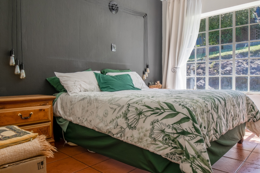 To Let 4 Bedroom Property for Rent in Wilro Park Gauteng