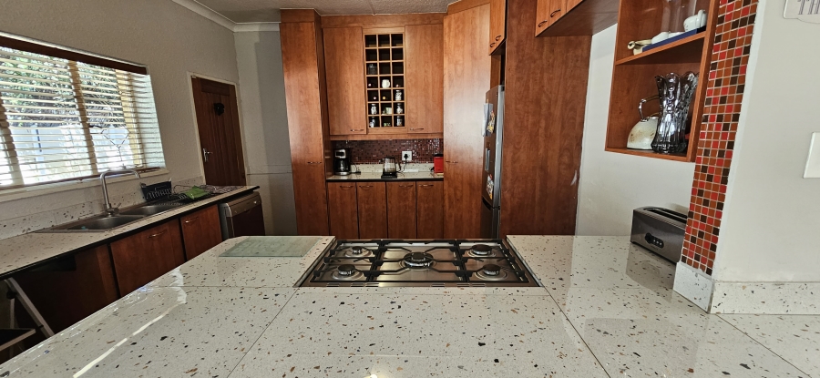3 Bedroom Property for Sale in New Redruth Gauteng