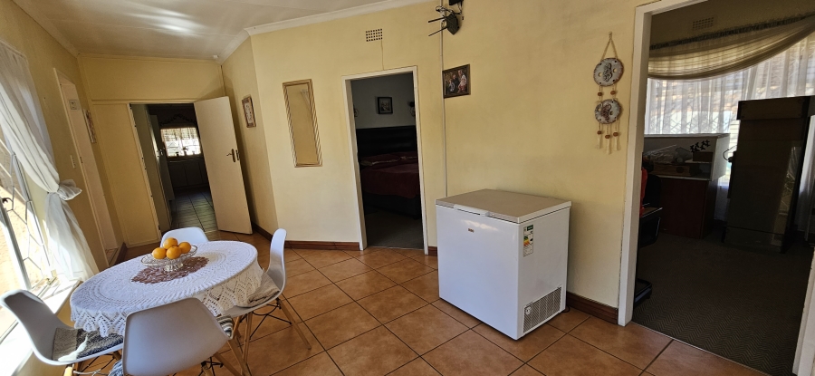 3 Bedroom Property for Sale in New Redruth Gauteng