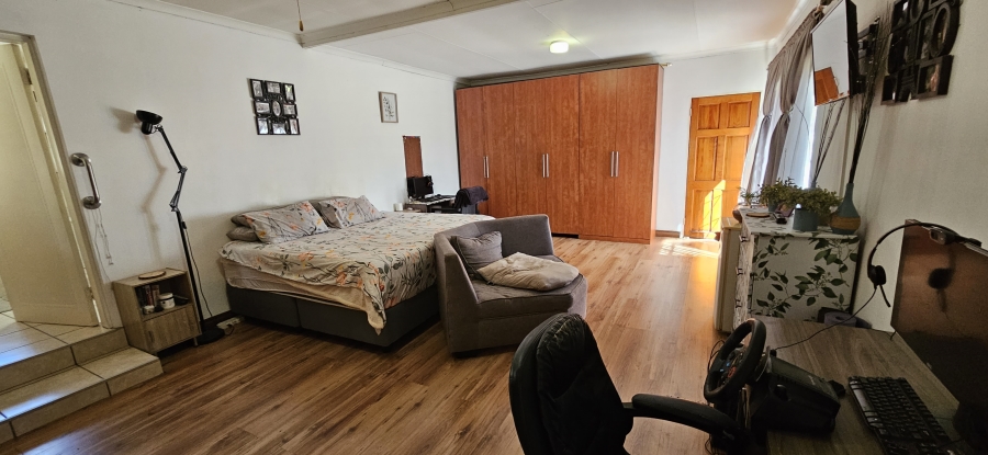 3 Bedroom Property for Sale in New Redruth Gauteng