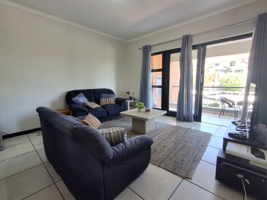 2 Bedroom Property for Sale in Greenstone Hill Gauteng