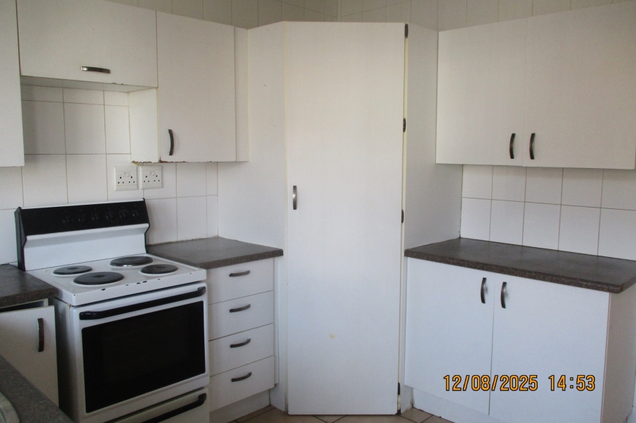 2 Bedroom Property for Sale in Birchleigh Gauteng