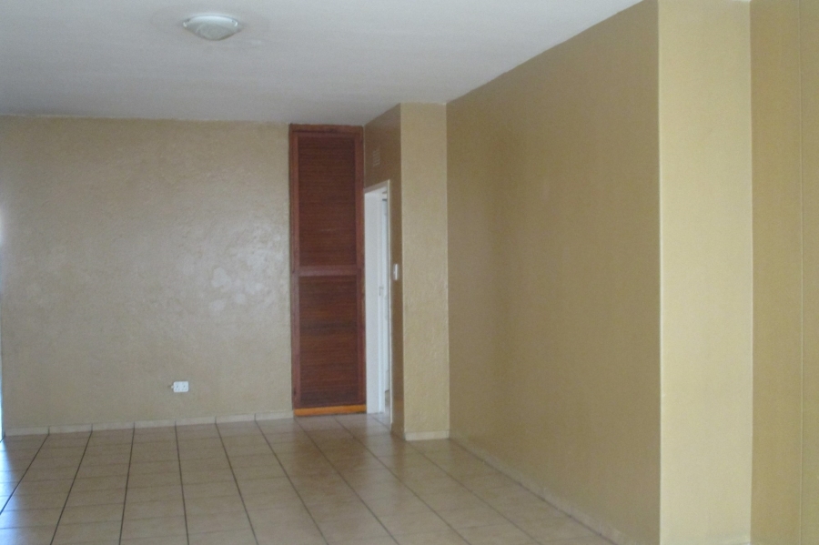 2 Bedroom Property for Sale in Birchleigh Gauteng