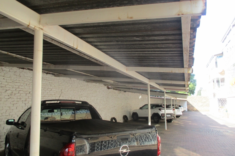 2 Bedroom Property for Sale in Birchleigh Gauteng