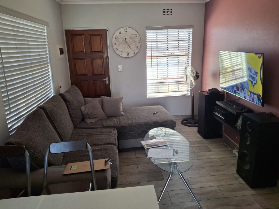 3 Bedroom Property for Sale in Clayville Gauteng