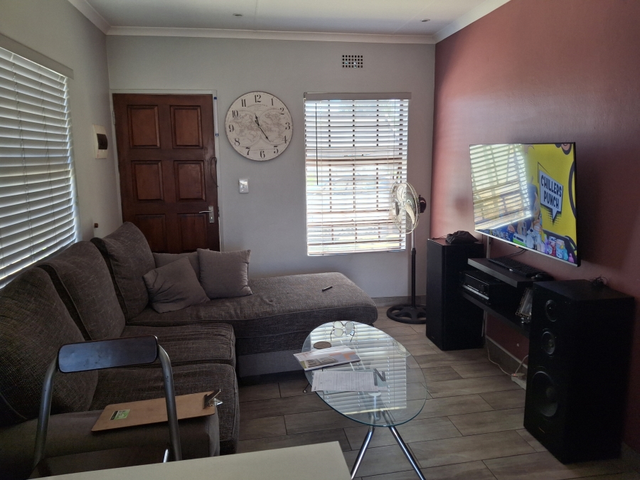 3 Bedroom Property for Sale in Clayville Gauteng