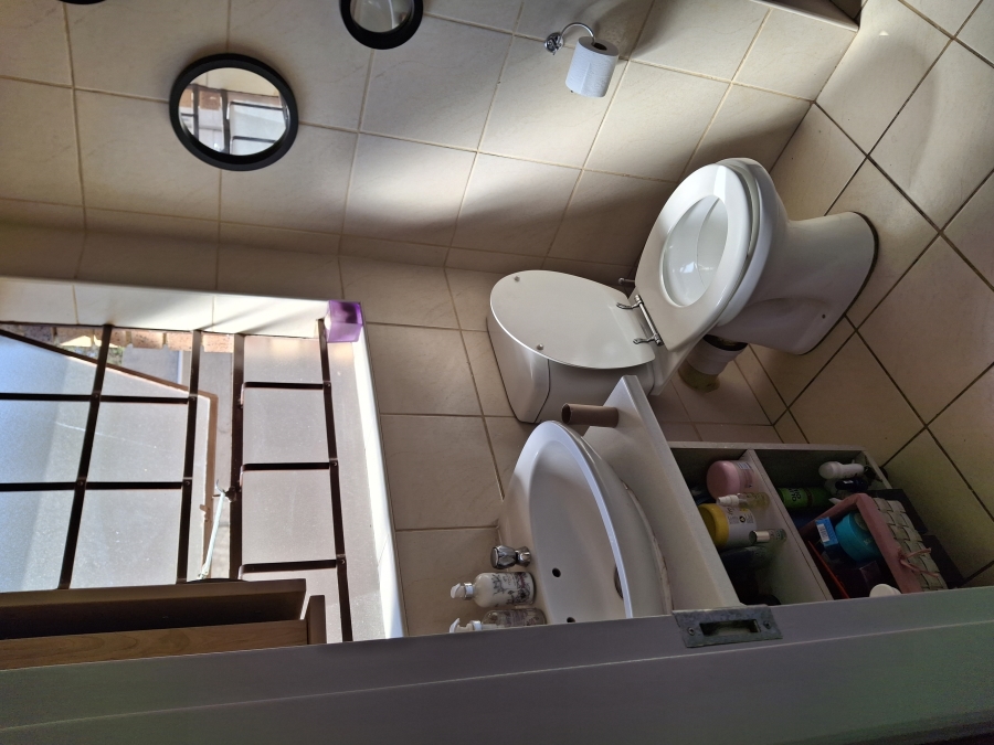 3 Bedroom Property for Sale in Clayville Gauteng