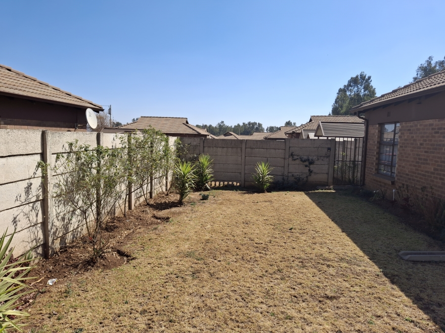 3 Bedroom Property for Sale in Clayville Gauteng