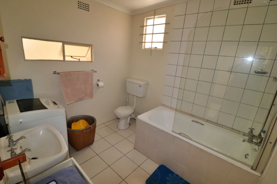 5 Bedroom Property for Sale in Jeppestown Gauteng