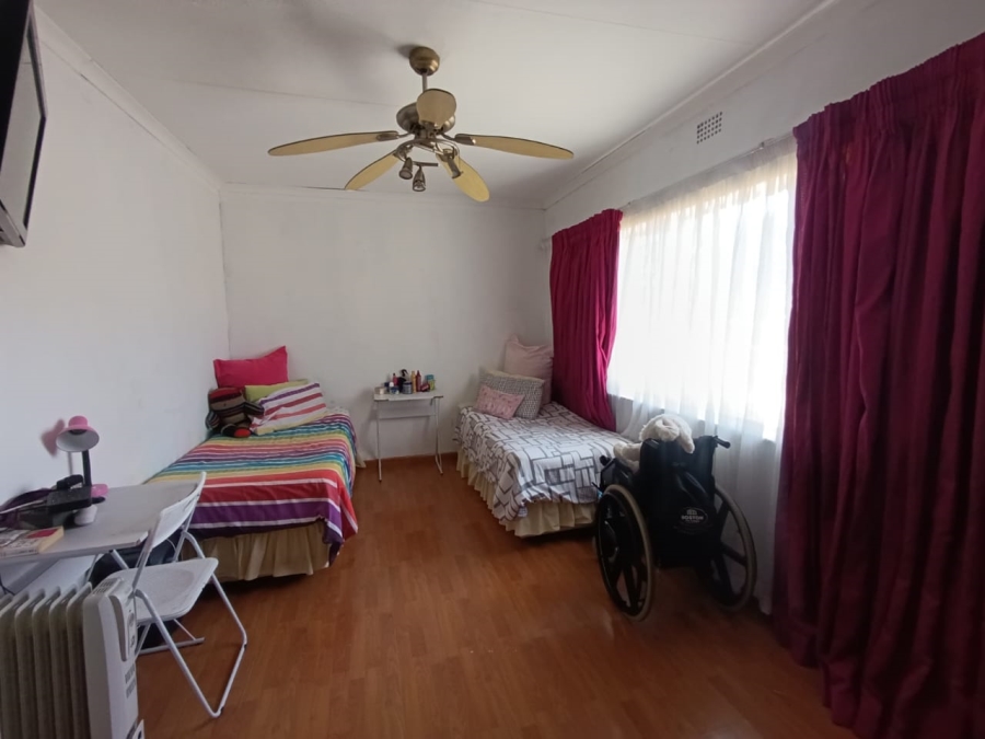 4 Bedroom Property for Sale in Verwoerdpark Gauteng