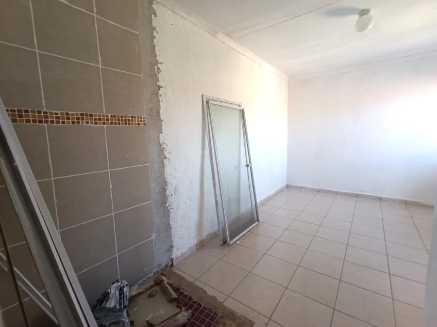 4 Bedroom Property for Sale in Verwoerdpark Gauteng