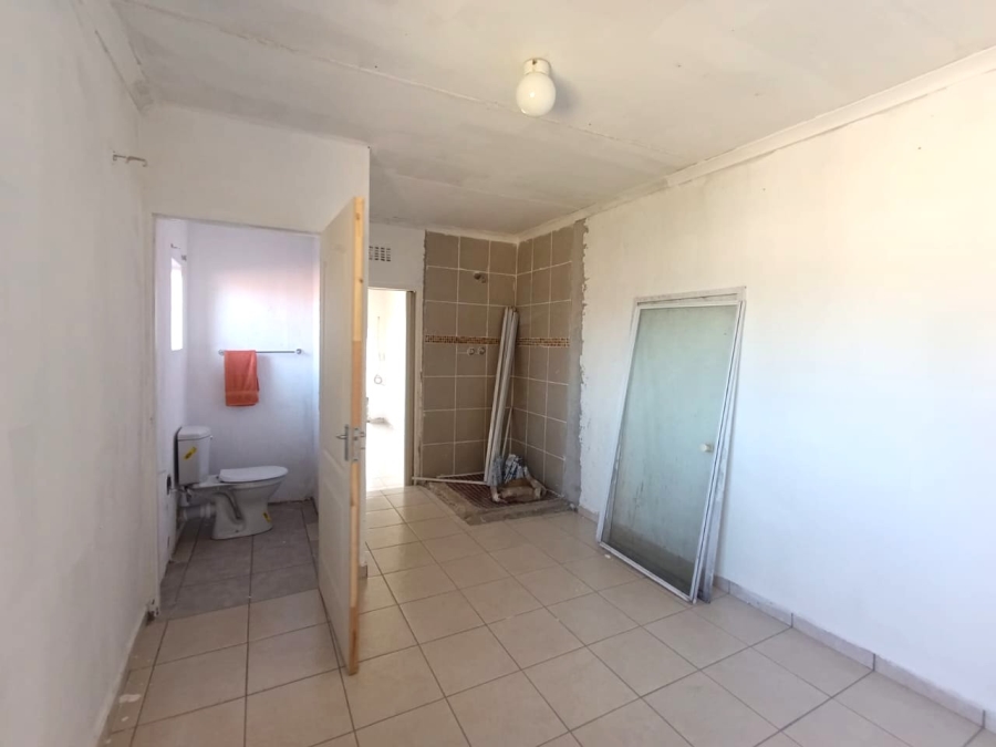 4 Bedroom Property for Sale in Verwoerdpark Gauteng
