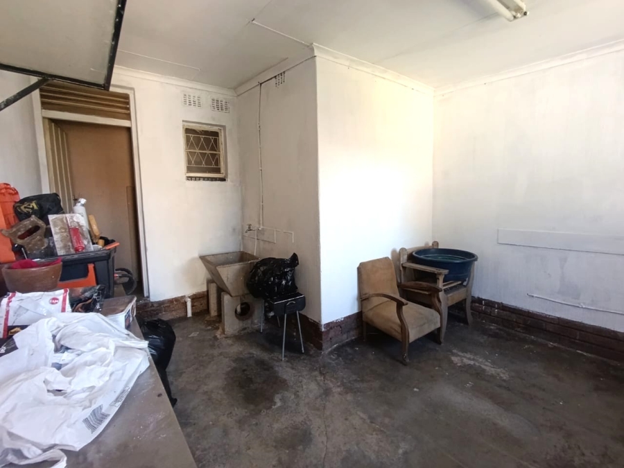 4 Bedroom Property for Sale in Verwoerdpark Gauteng