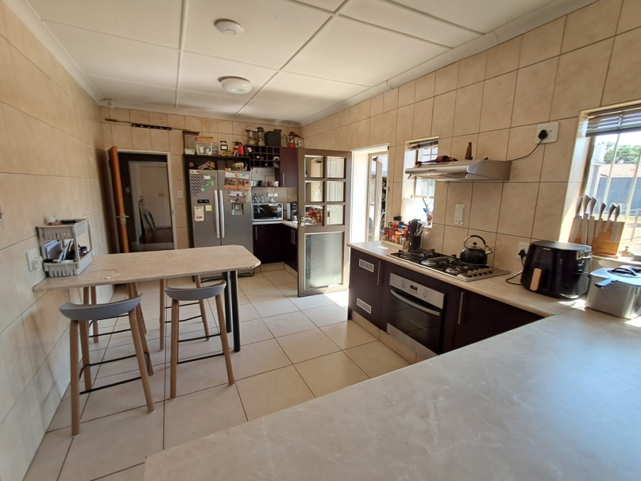 3 Bedroom Property for Sale in Homestead Gauteng